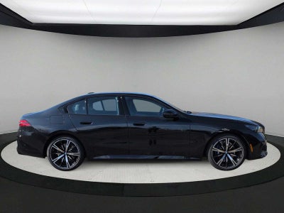 2026 BMW 530i 530i xDrive