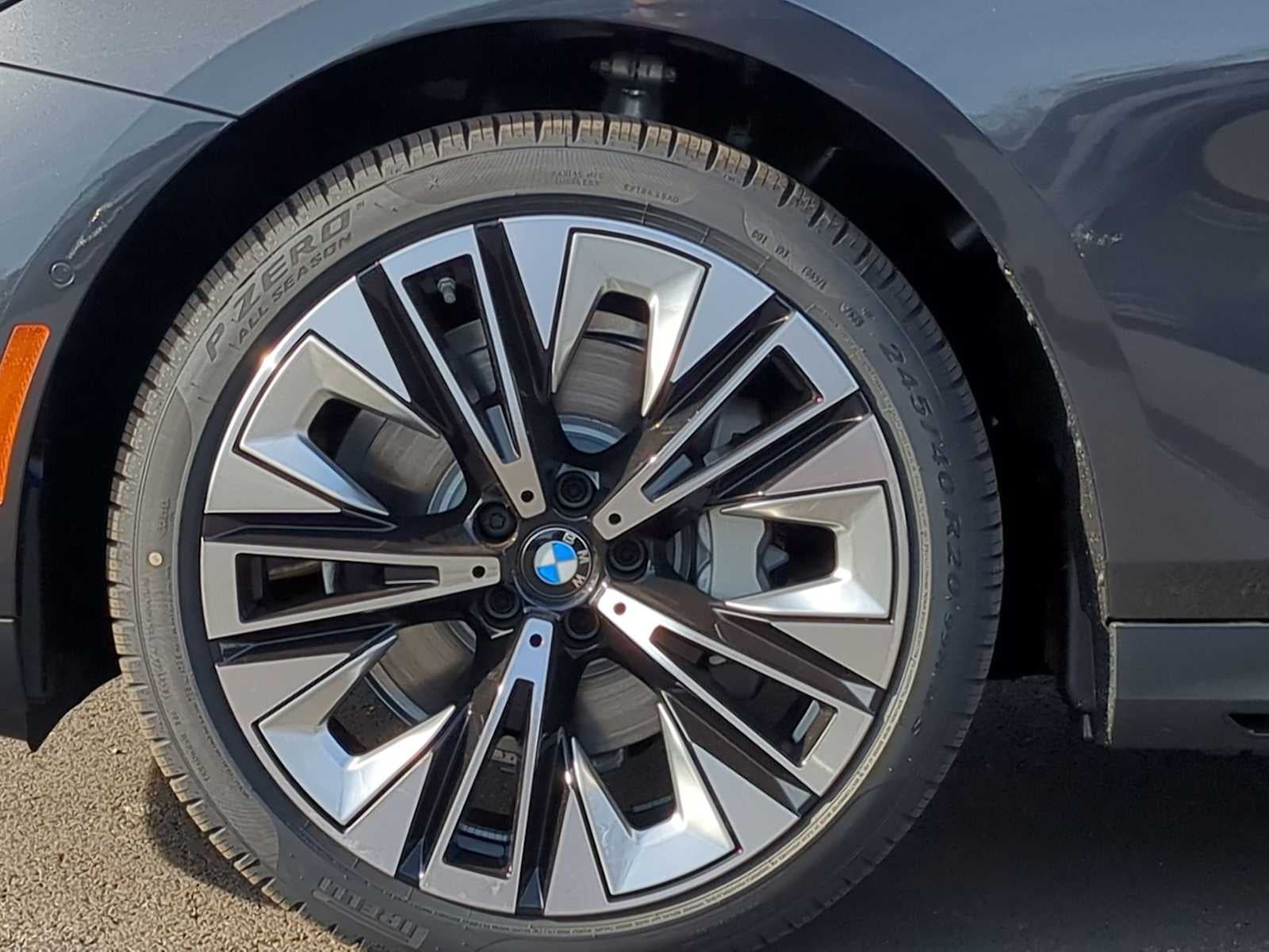 2026 BMW 530i 530i xDrive