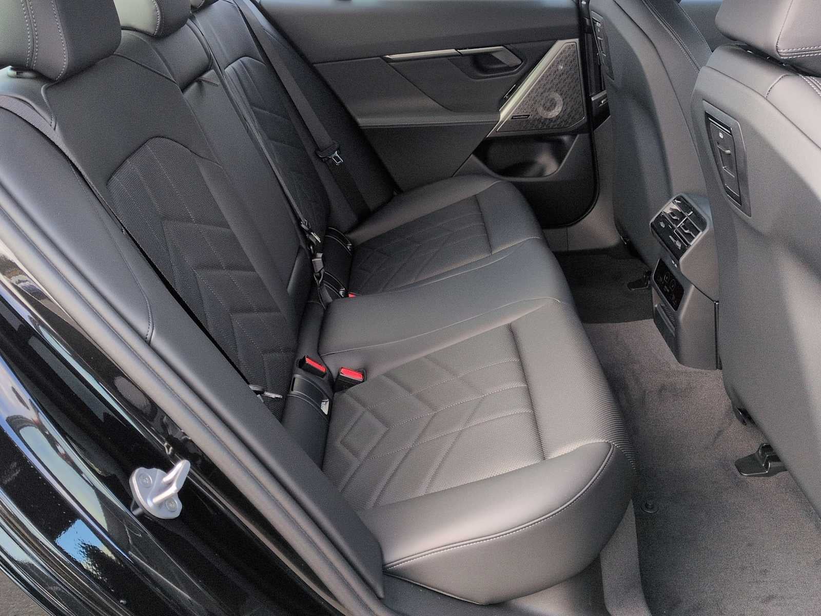 2026 BMW 530i 530i xDrive