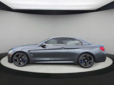 BMW M4 de 2016, descapotable de 2 puertas