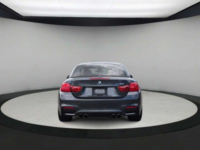 BMW M4 de 2016, descapotable de 2 puertas
