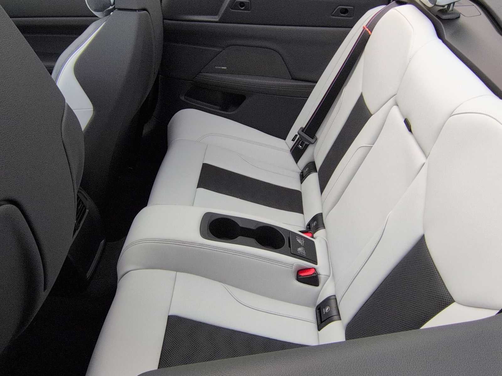BMW M4 Competition xDrive 2027
