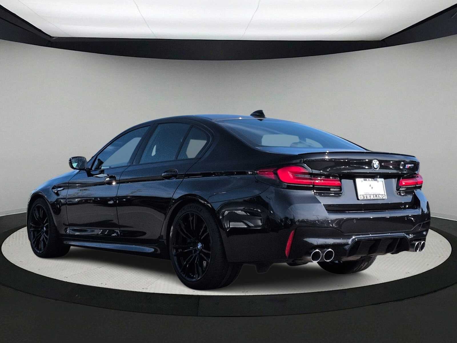 2023 BMW M5 Sedán