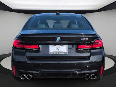 2023 BMW M5 Sedán