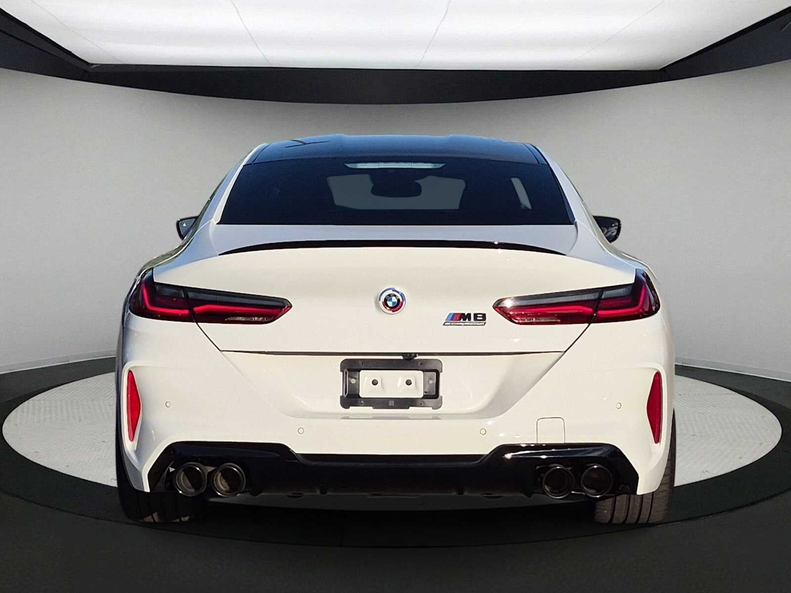 2023 BMW M8 Competition