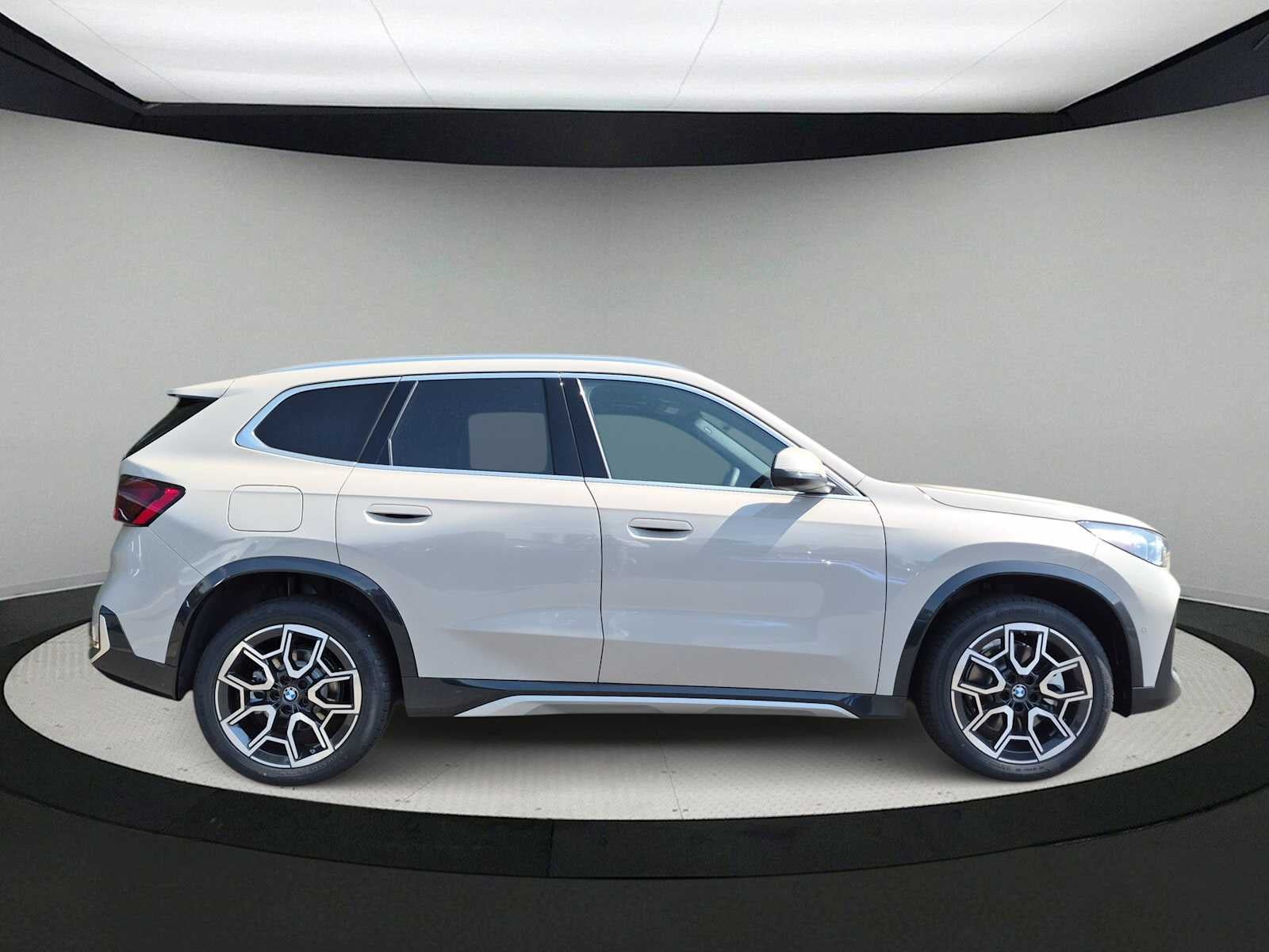 2027 BMW X1 xDrive28i