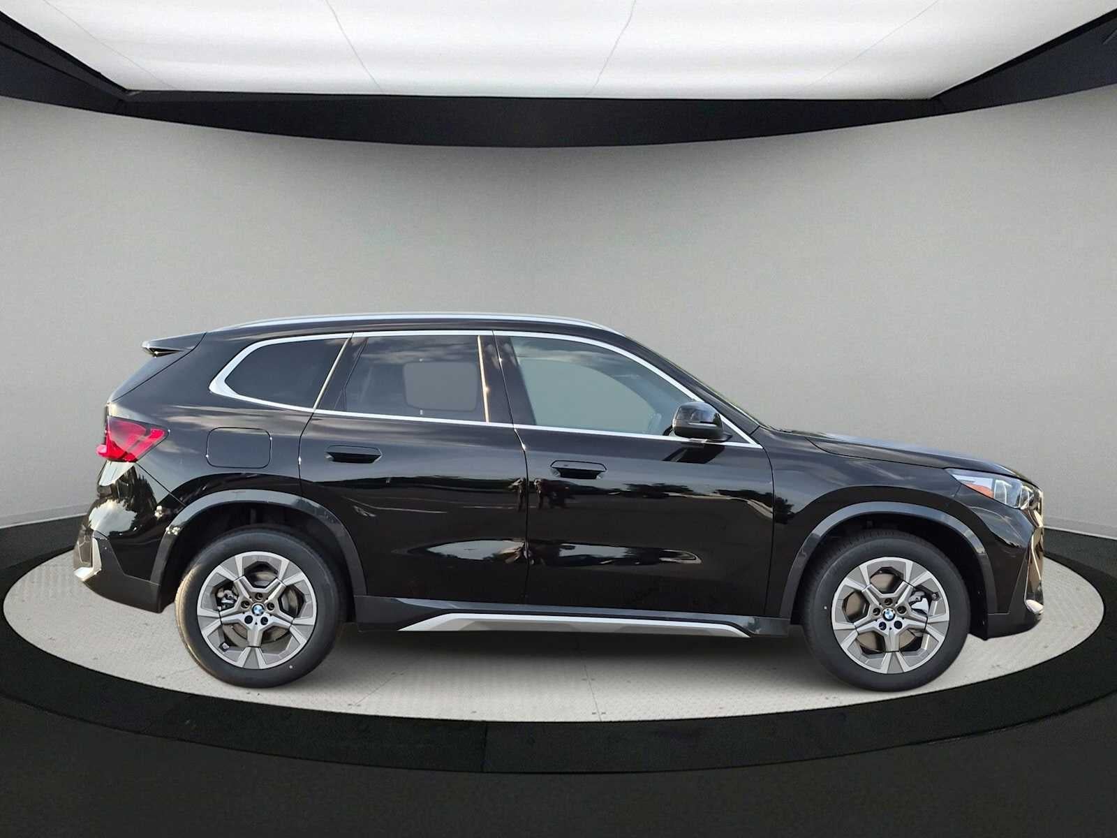 2027 BMW X1 xDrive28i