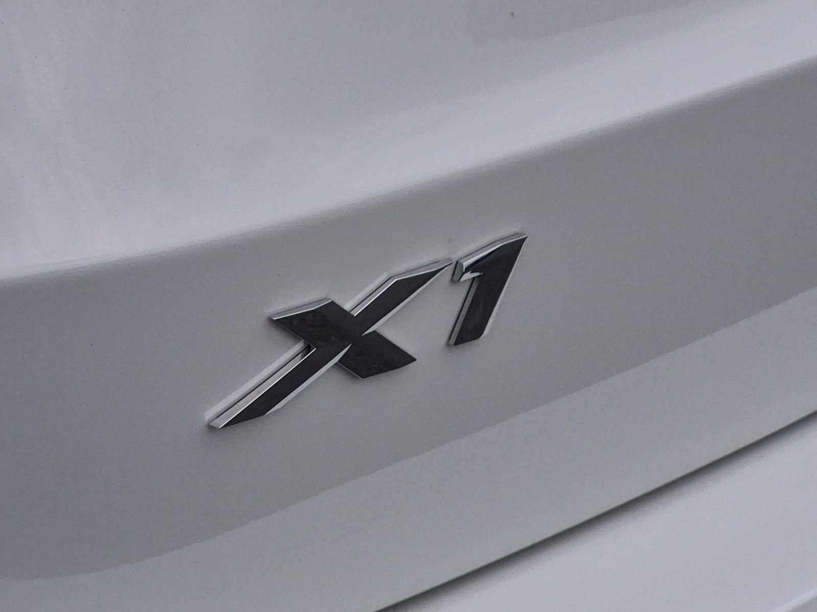 2027 BMW X1 xDrive28i