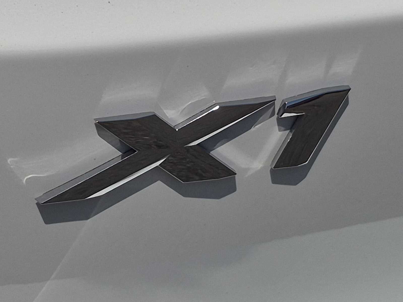 2027 BMW X1 xDrive28i