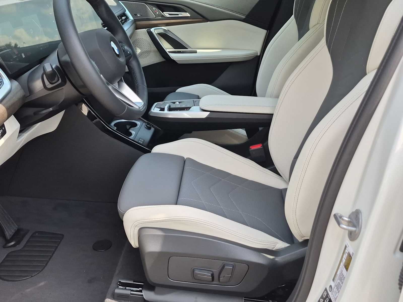 2027 BMW X1 xDrive28i