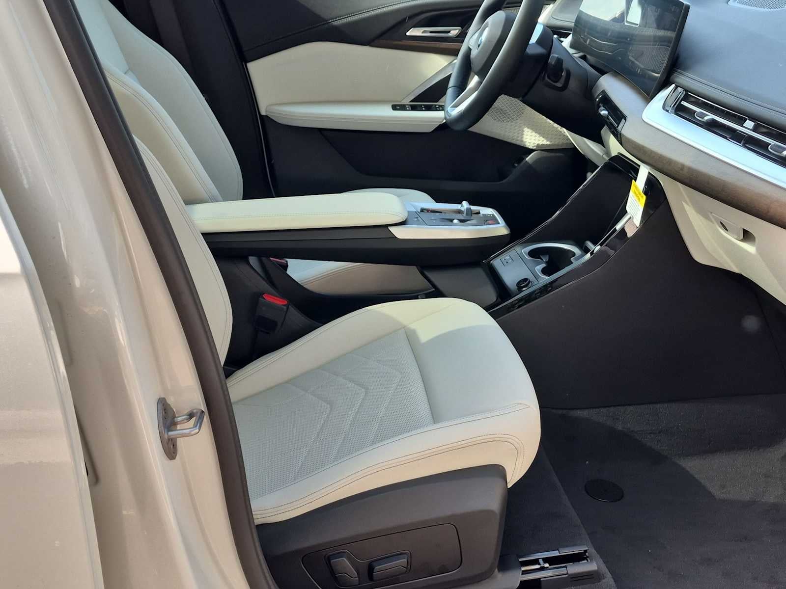2027 BMW X1 xDrive28i