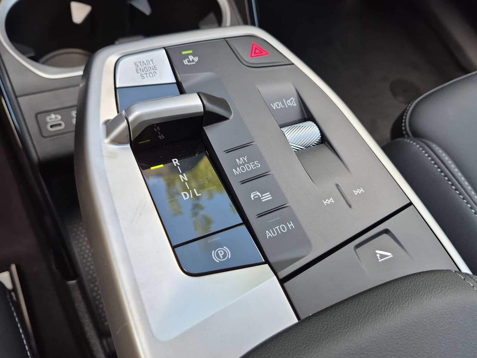 2027 BMW X1 xDrive28i