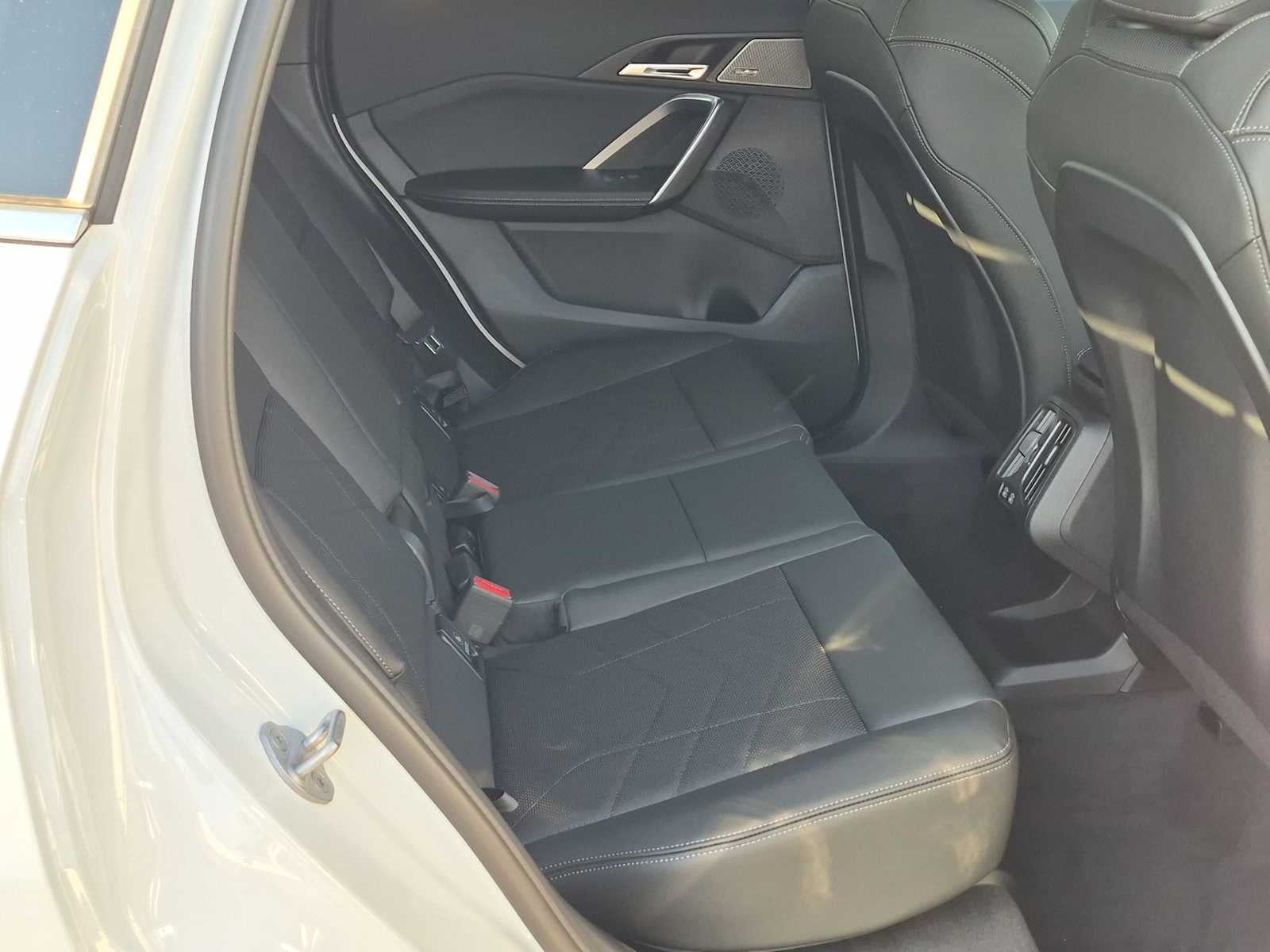 2027 BMW X1 xDrive28i