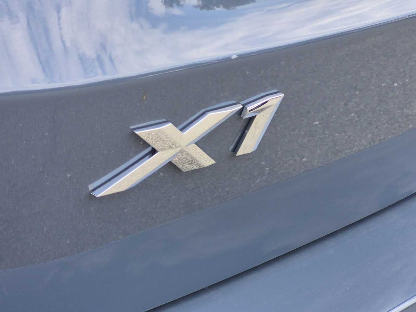 2027 BMW X1 xDrive28i