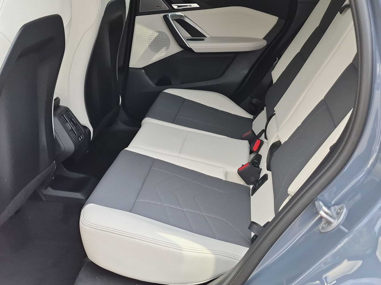 2027 BMW X1 xDrive28i