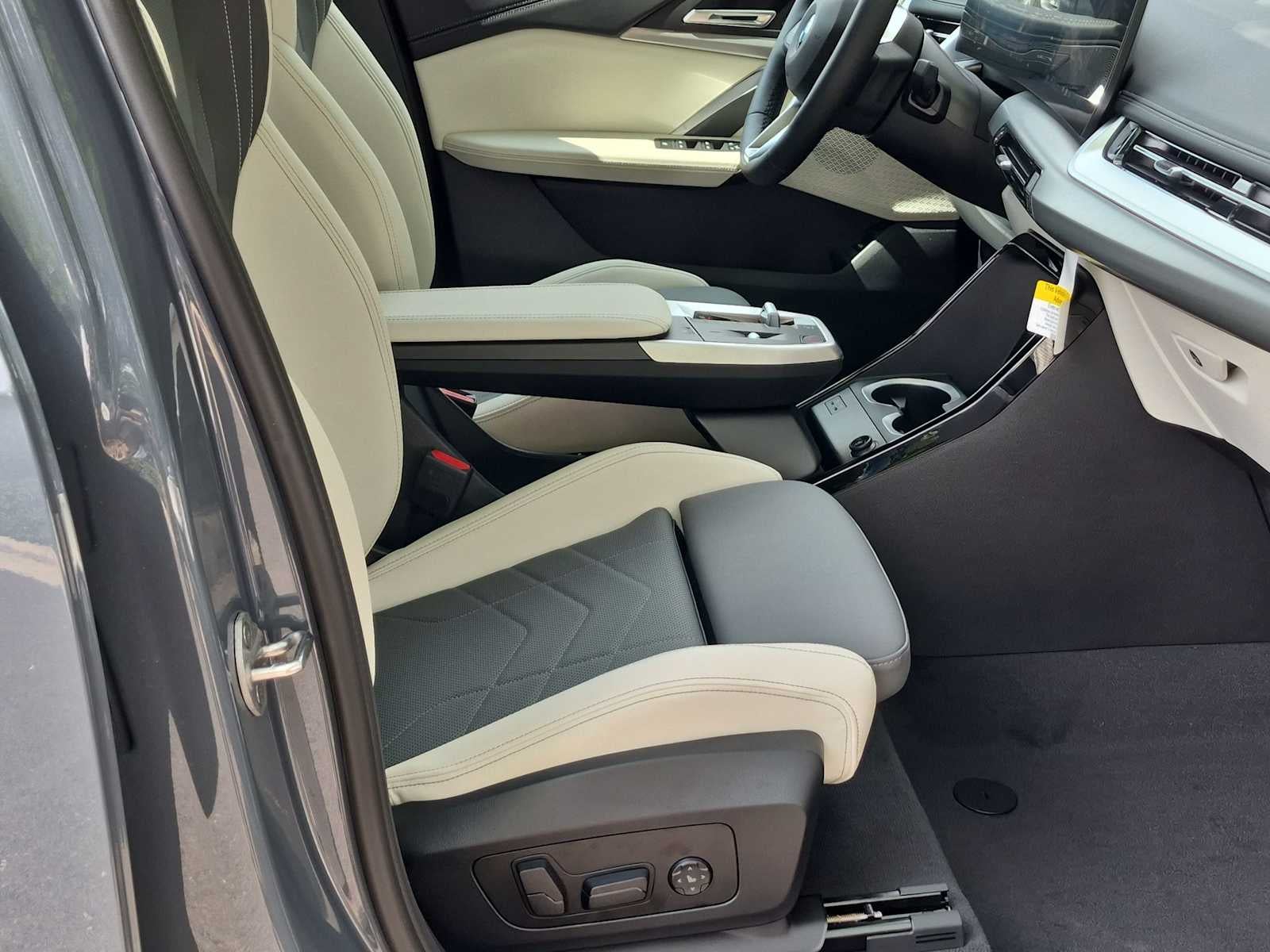 2027 BMW X1 xDrive28i