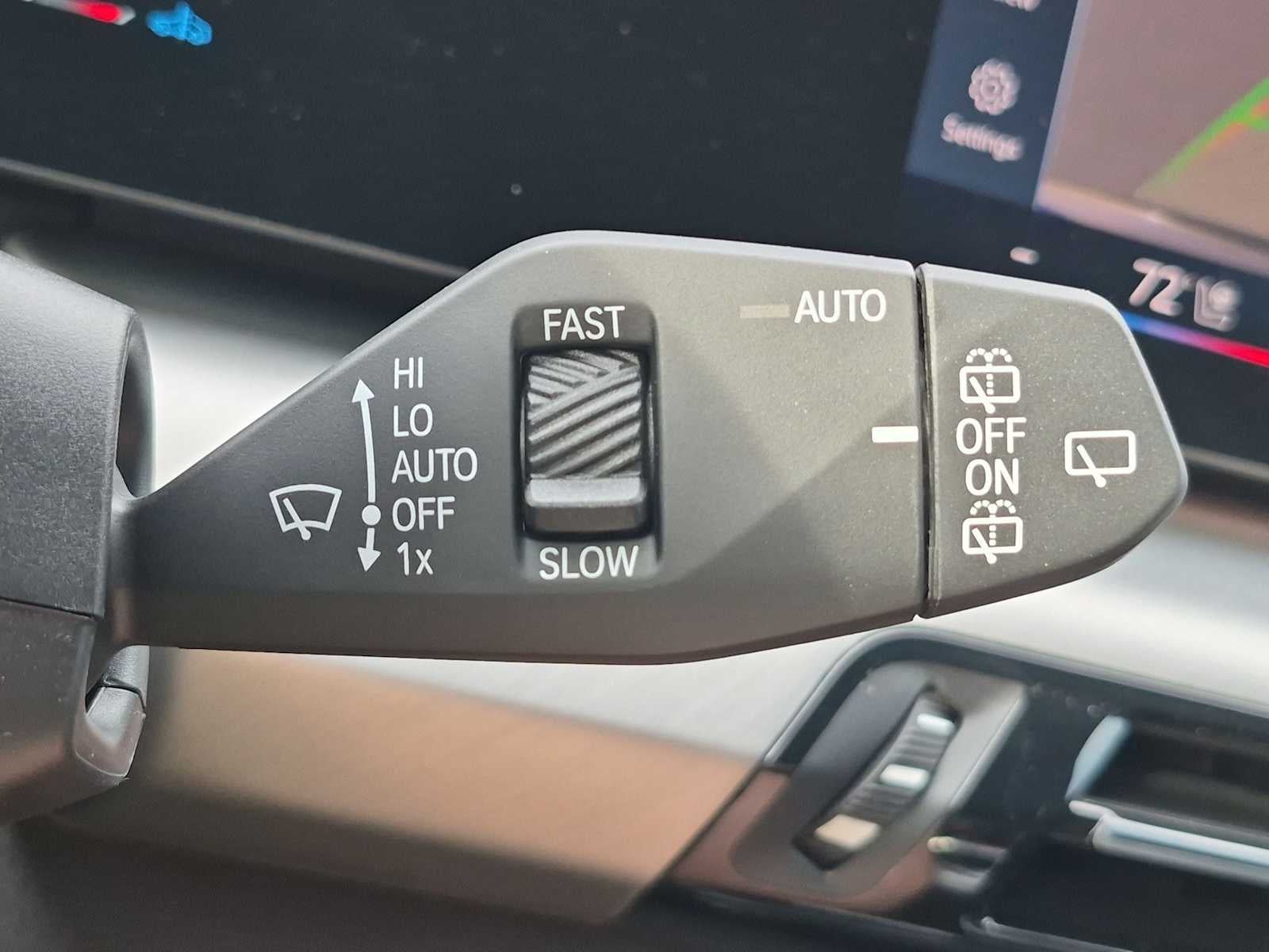 2027 BMW X1 xDrive28i