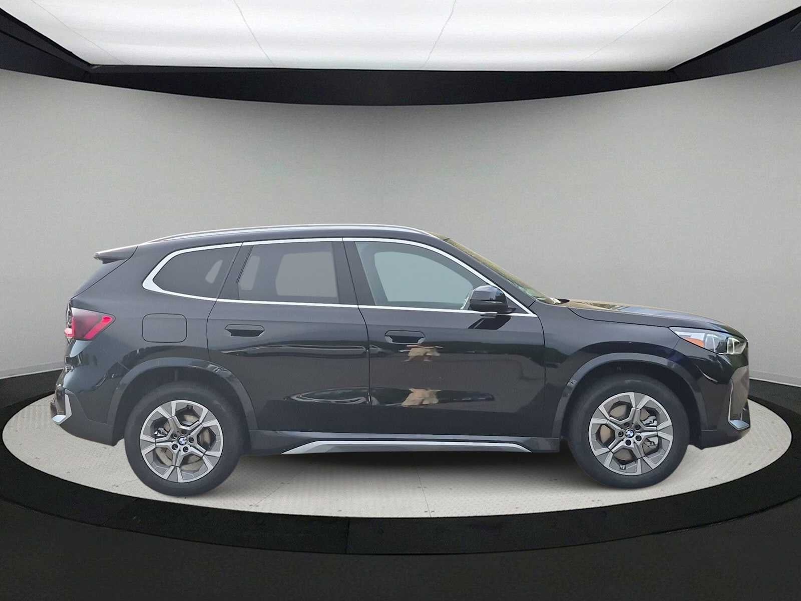 2027 BMW X1 xDrive28i