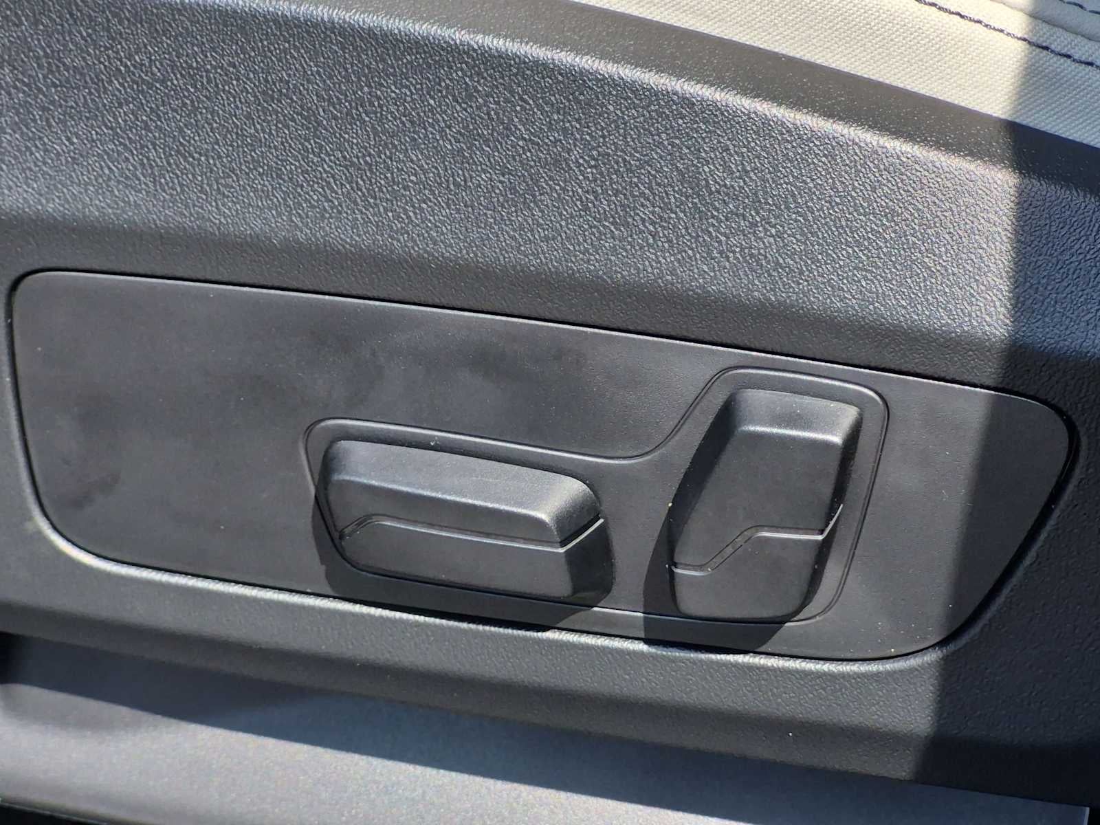 2027 BMW X1 xDrive28i