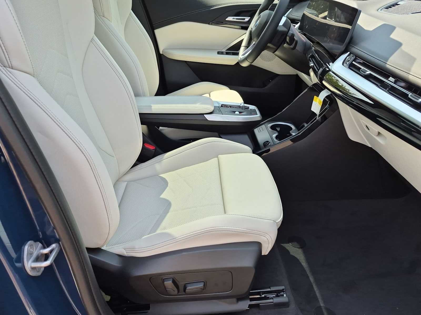 2027 BMW X1 xDrive28i