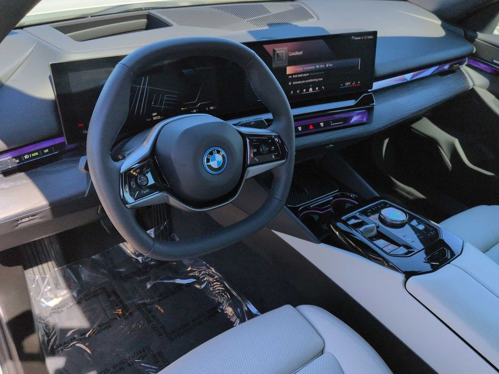 2025 BMW i5 xDrive40 xDrive40