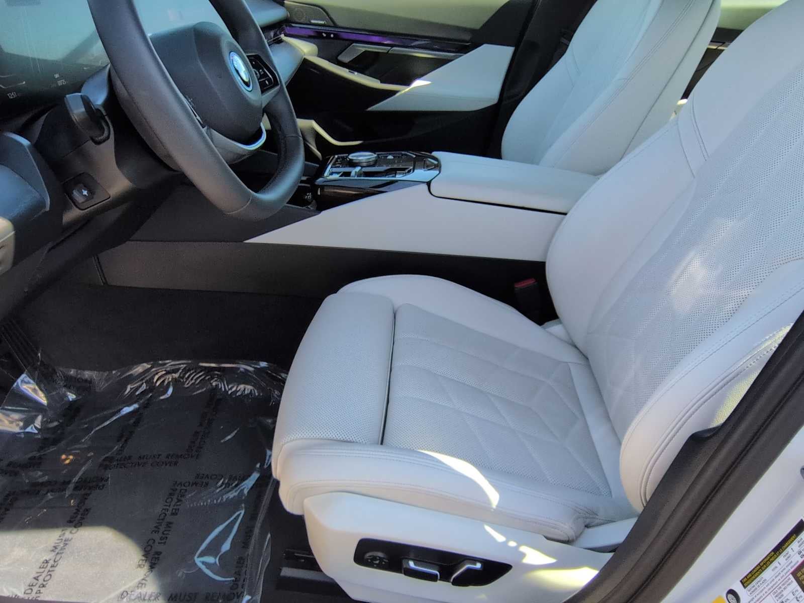 2025 BMW i5 xDrive40 xDrive40