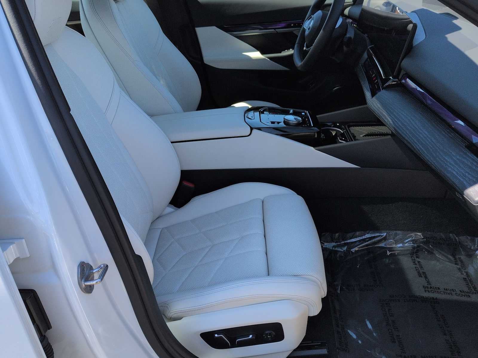 2025 BMW i5 xDrive40 xDrive40