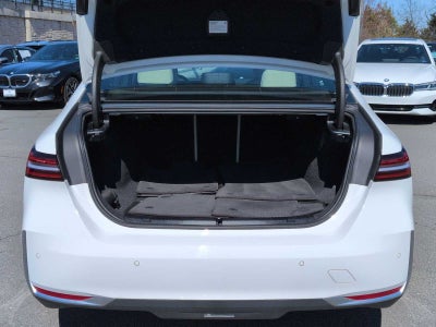 2025 BMW i5 xDrive40 xDrive40