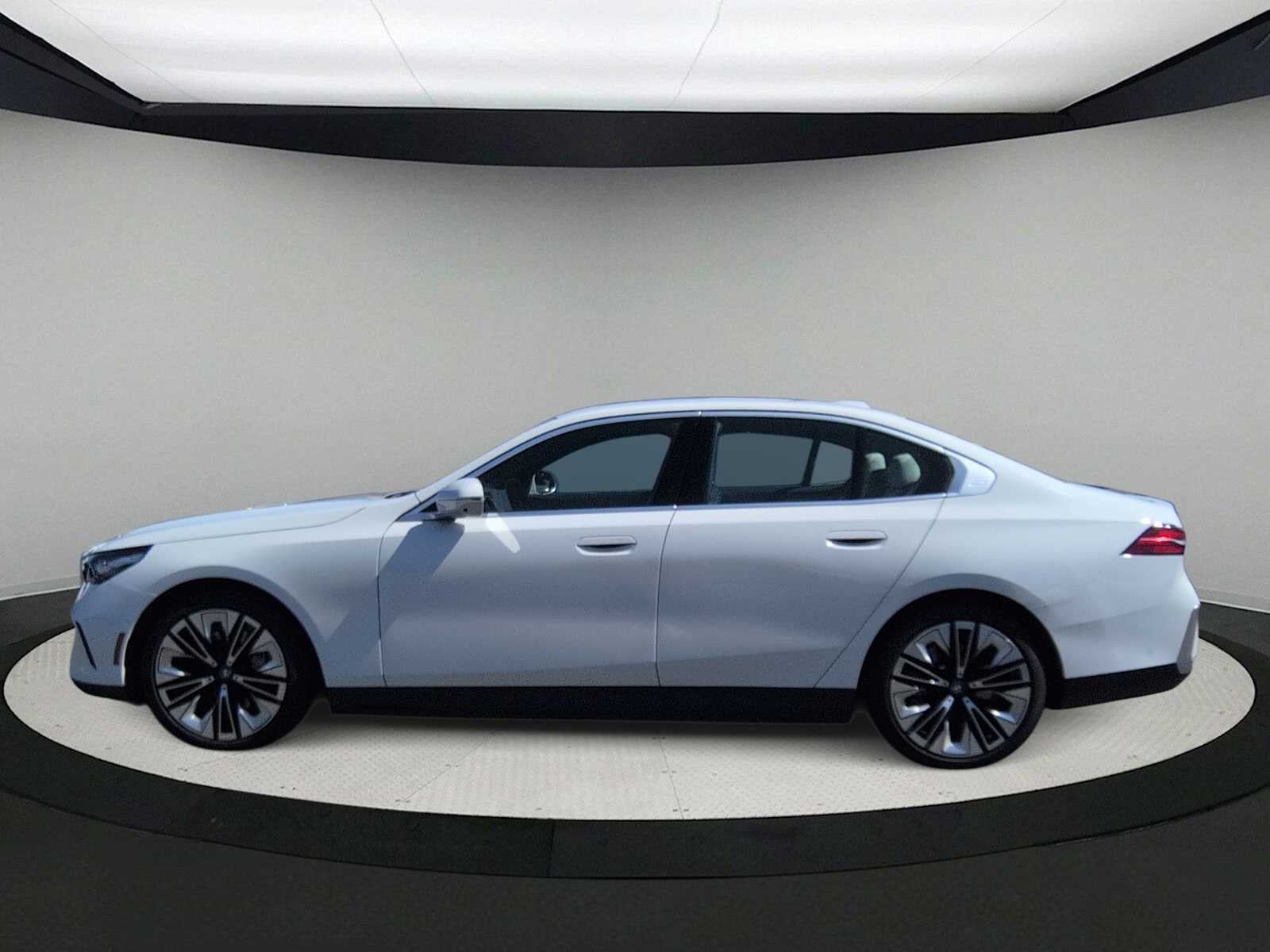 2025 BMW i5 xDrive40 xDrive40