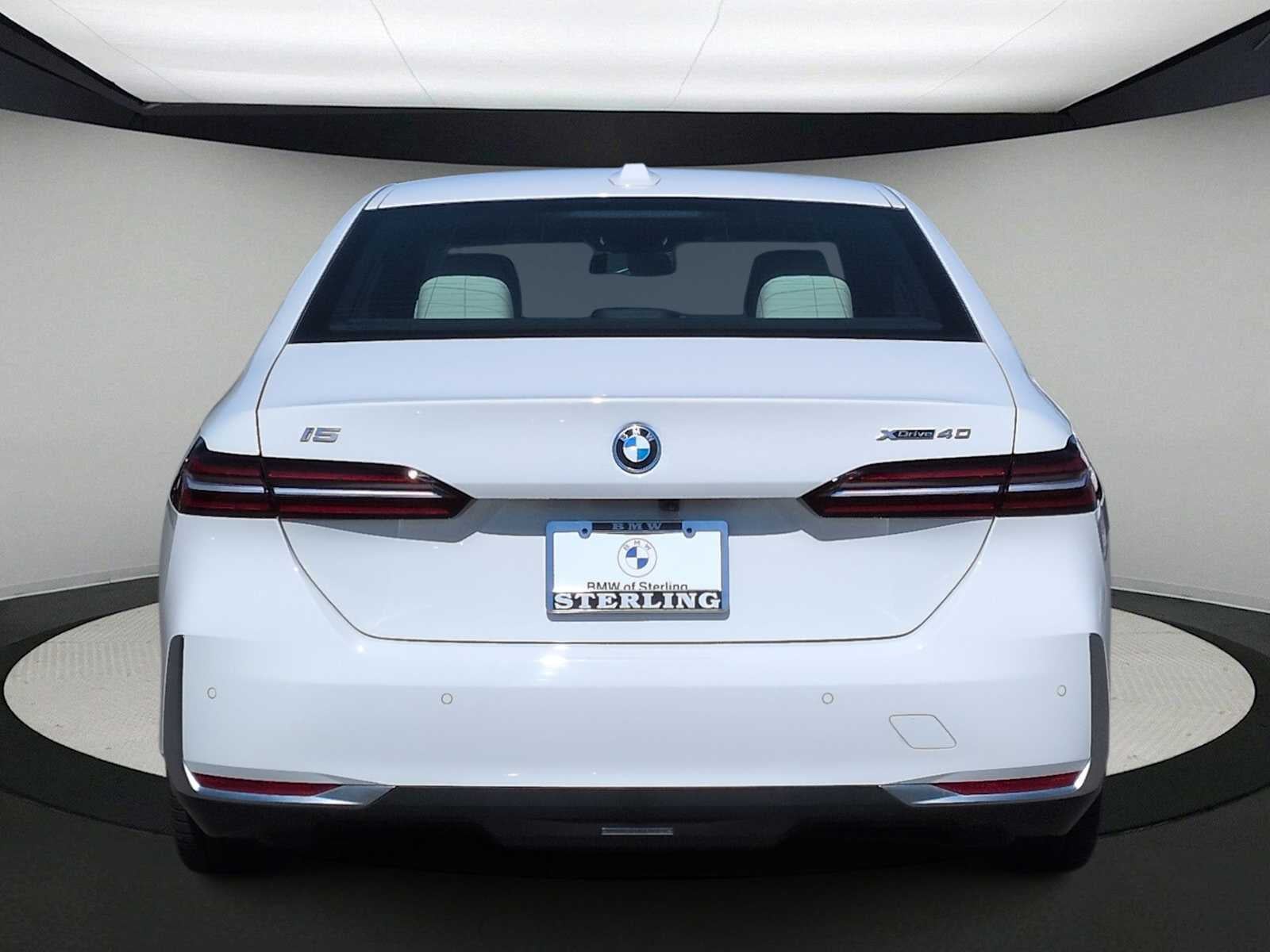 2025 BMW i5 xDrive40 xDrive40