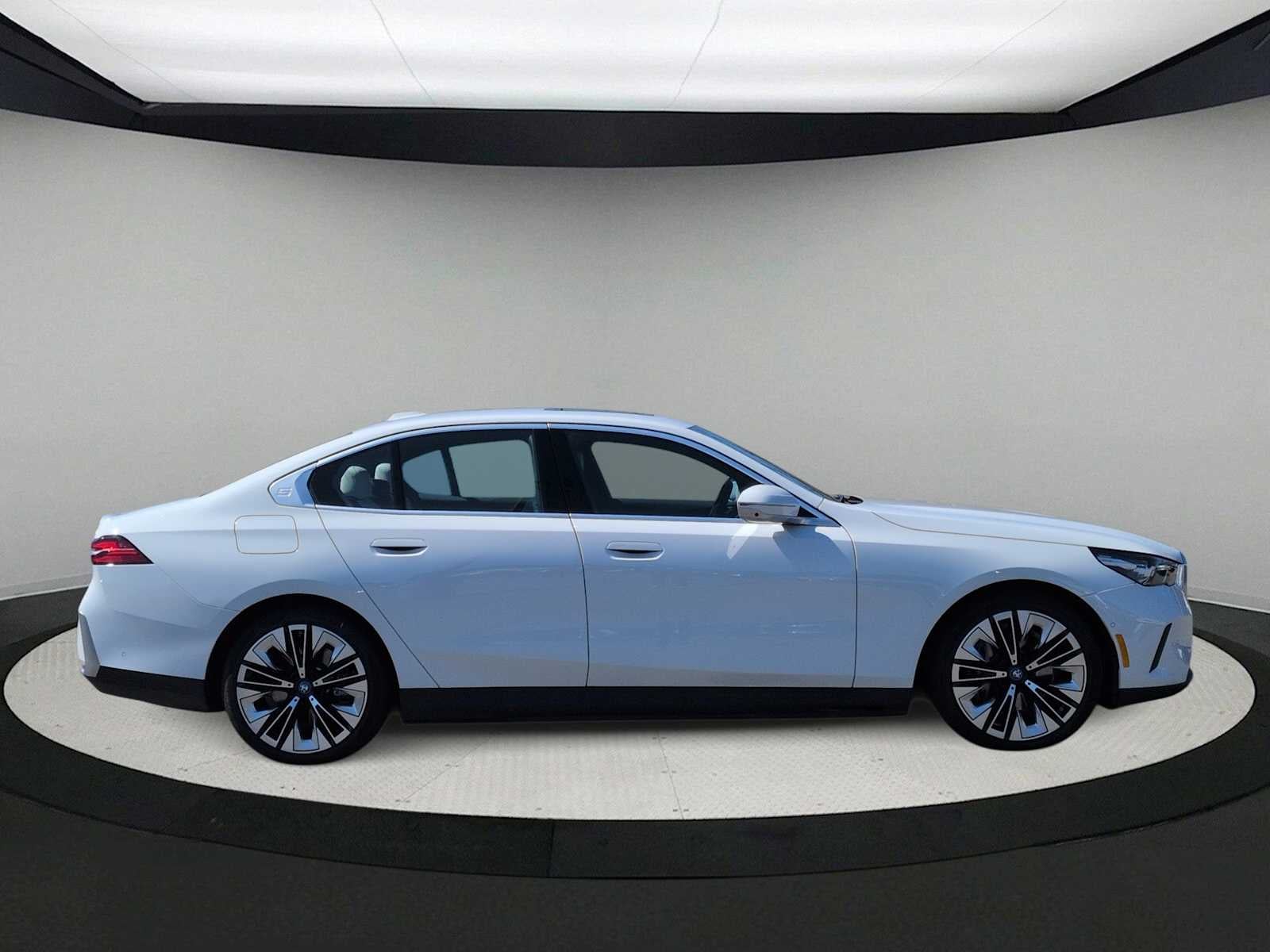 2025 BMW i5 xDrive40 xDrive40