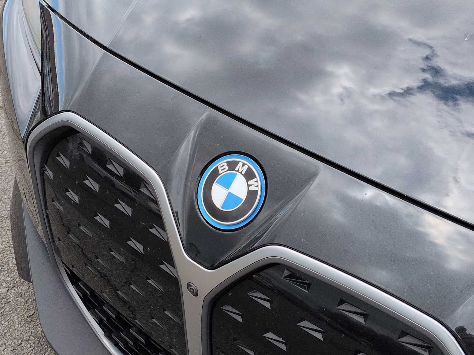 2023 BMW i4 eDrive35