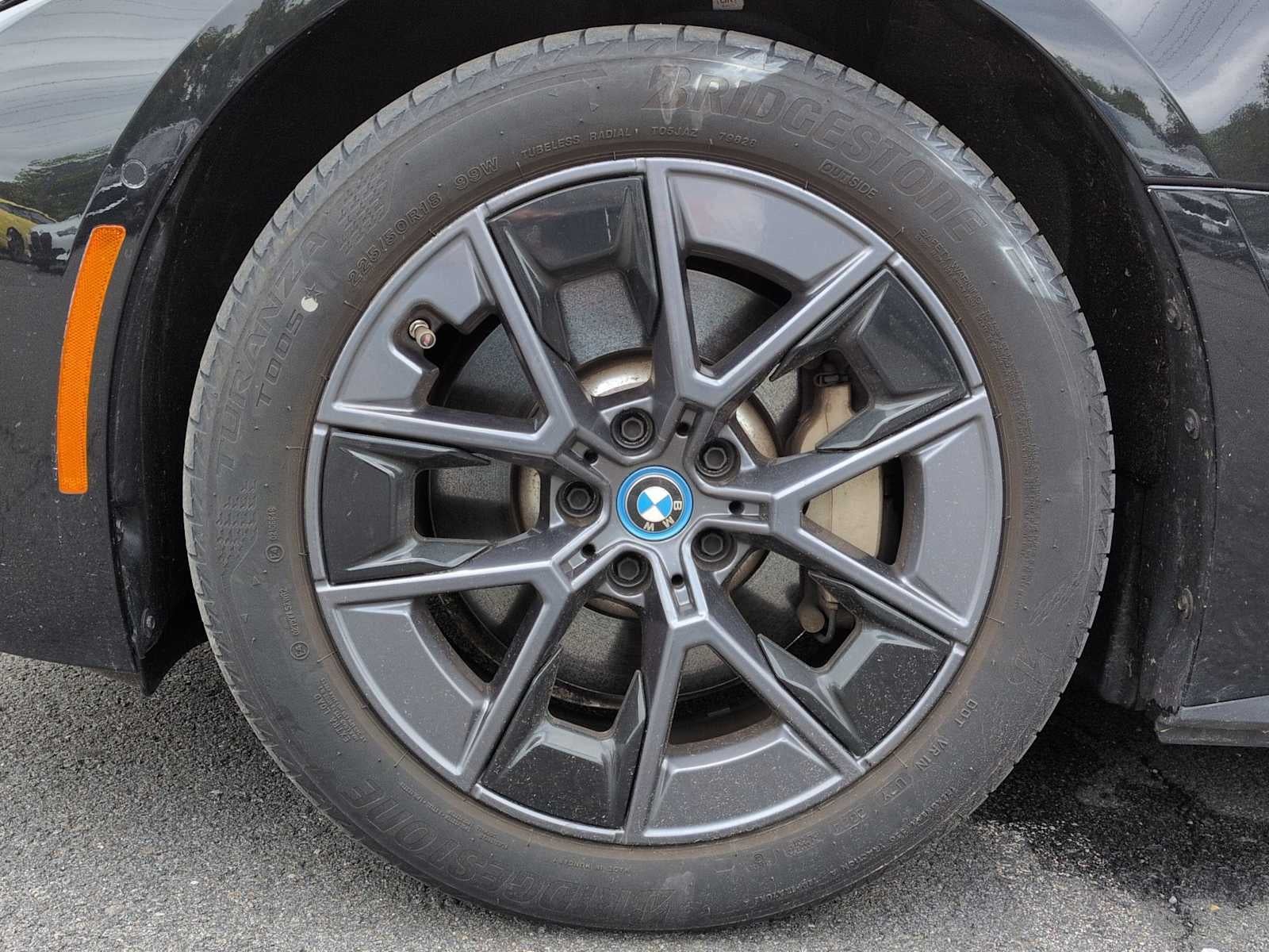 2023 BMW i4 eDrive35