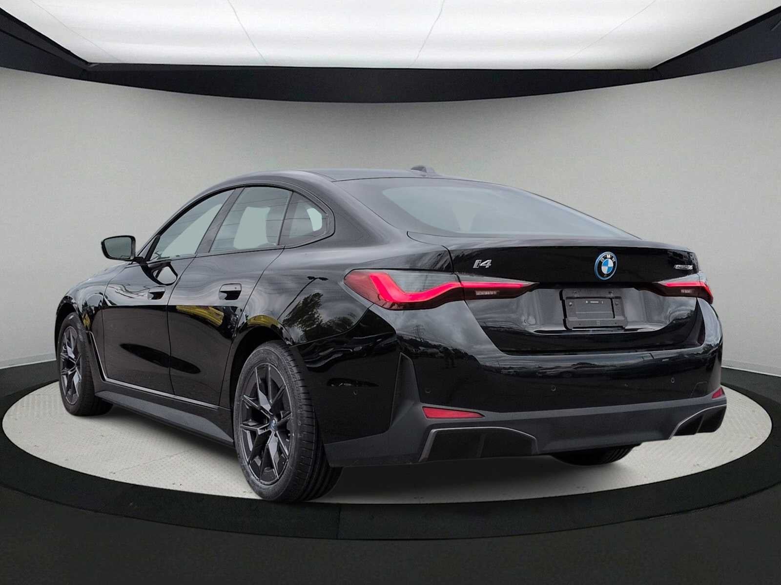 2023 BMW i4 eDrive35