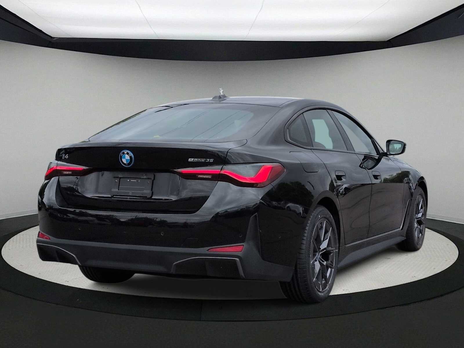 2023 BMW i4 eDrive35