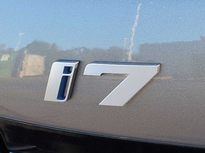 2025 BMW i7 eDrive50