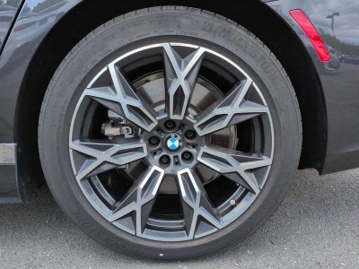 2025 BMW i7 eDrive50