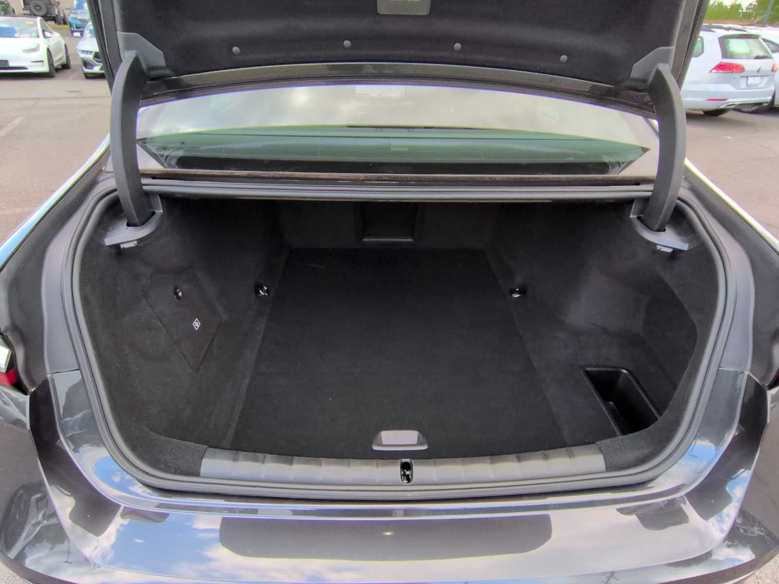 2025 BMW i7 eDrive50