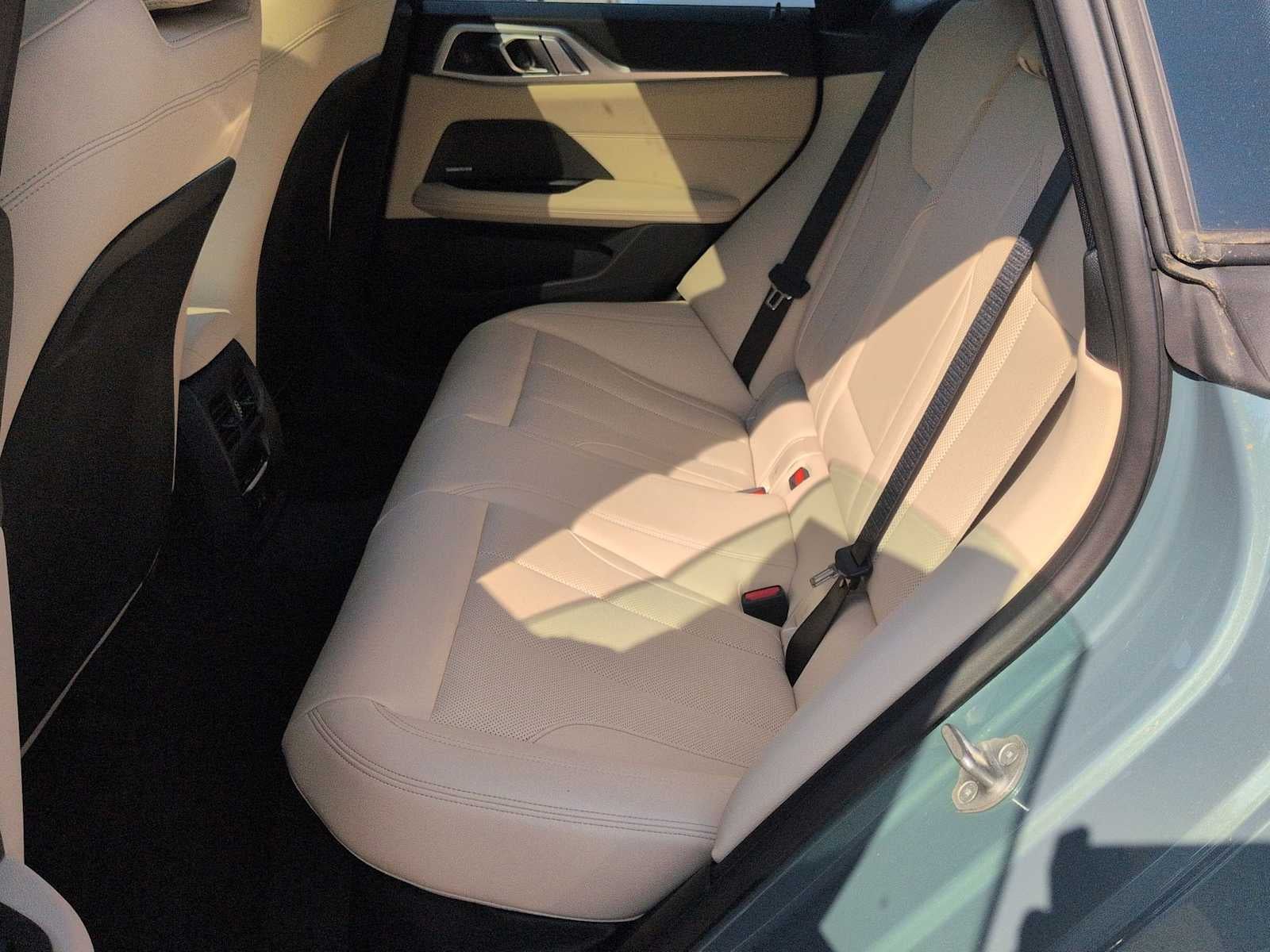 2026 BMW i4 xDrive40