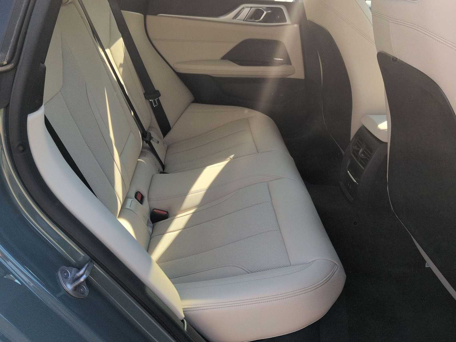 2026 BMW i4 xDrive40
