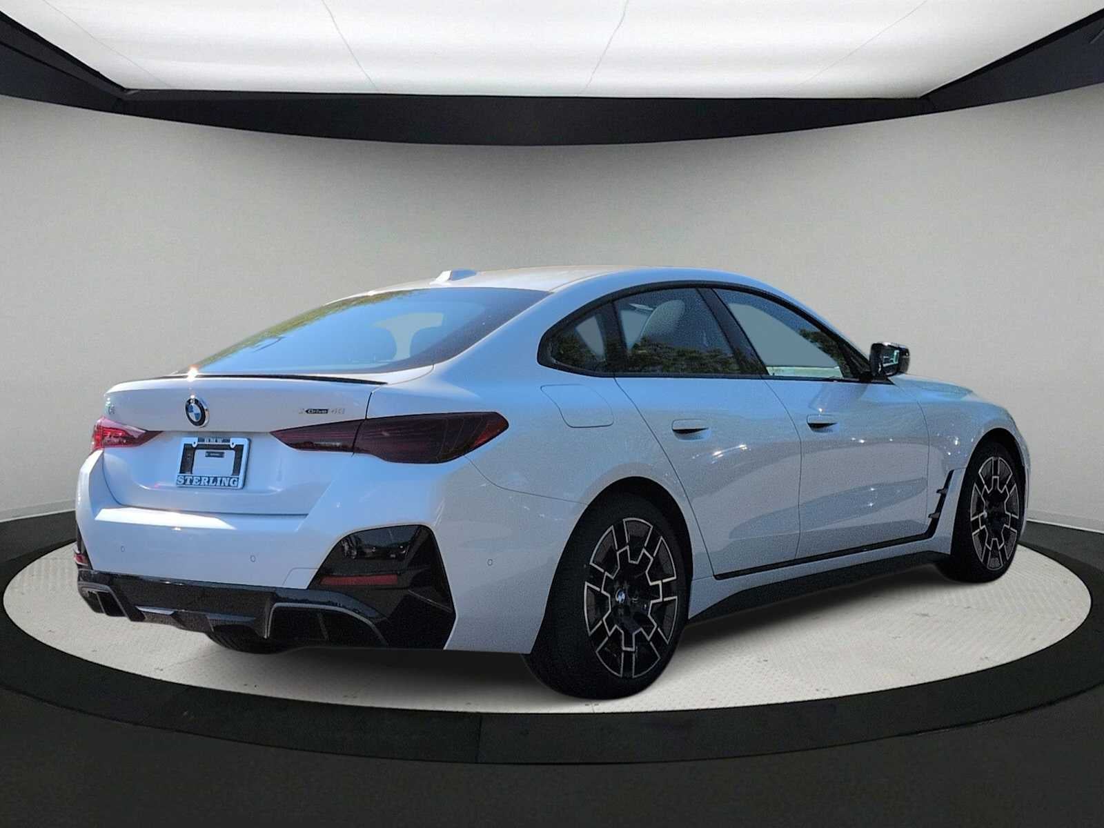 2026 BMW i4 xDrive40