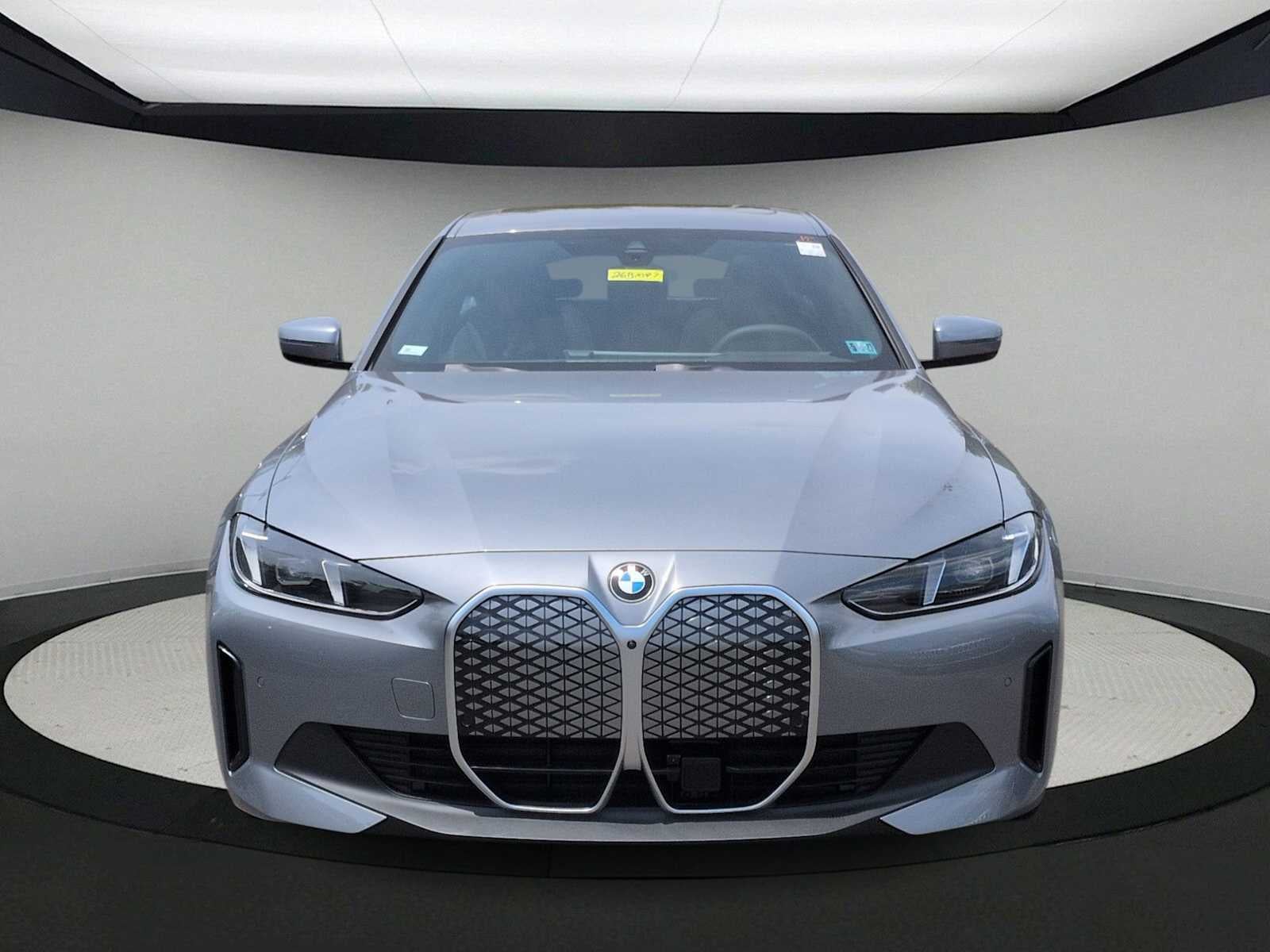 2026 BMW i4 xDrive40