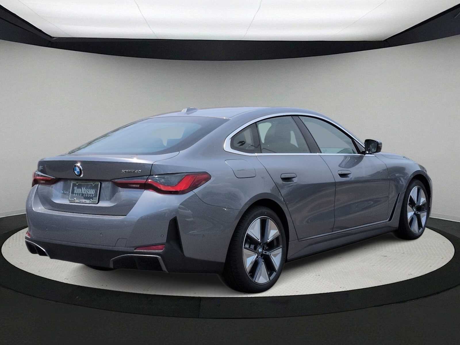 2026 BMW i4 xDrive40