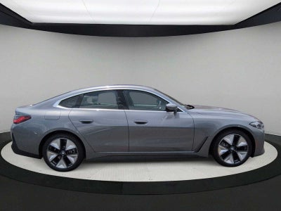 2026 BMW i4 xDrive40