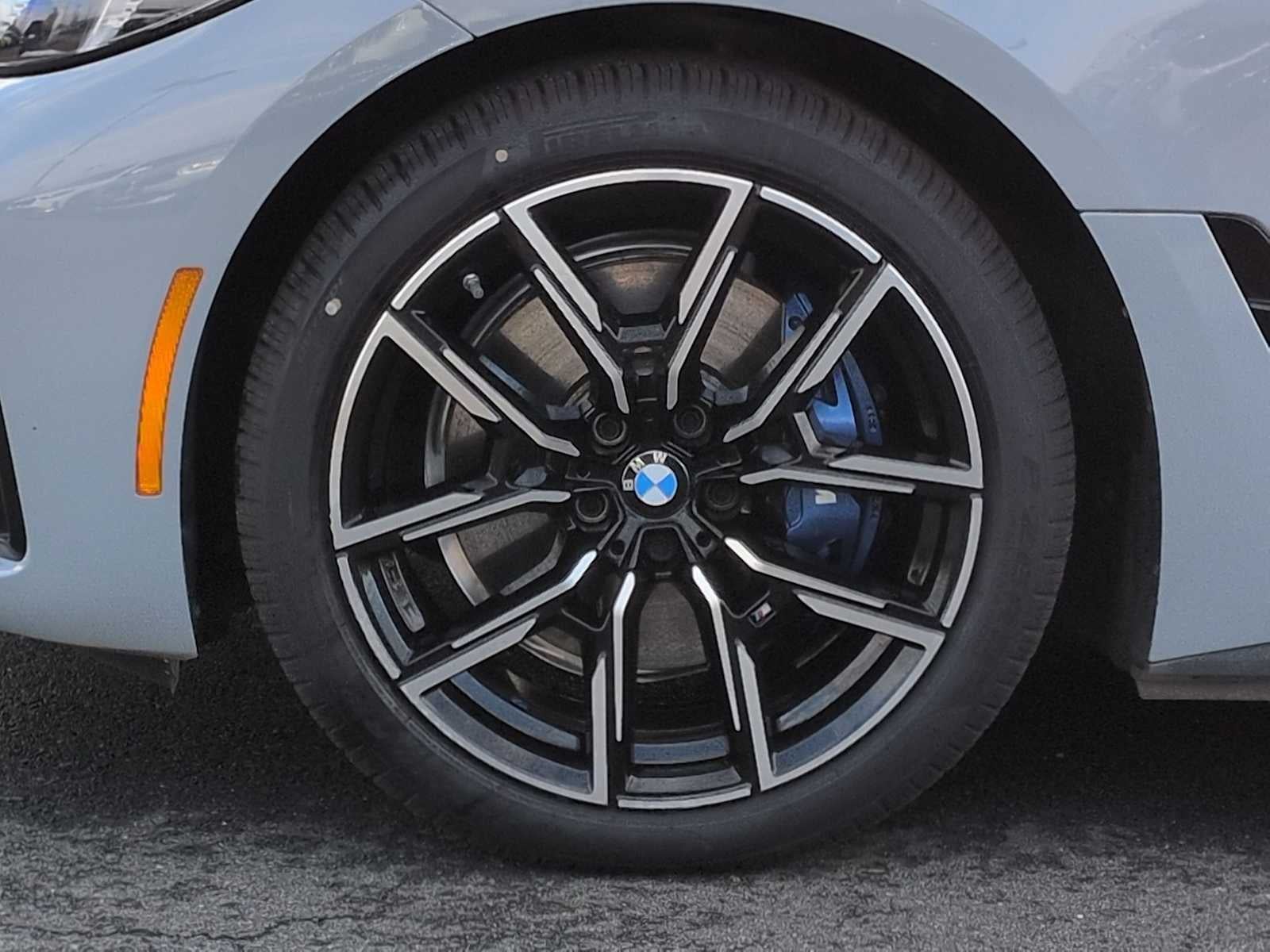 2025 BMW i4 xDrive40 xDrive40