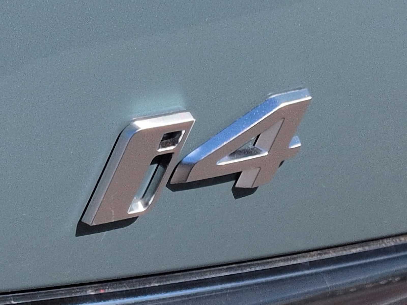 2026 BMW i4 xDrive40