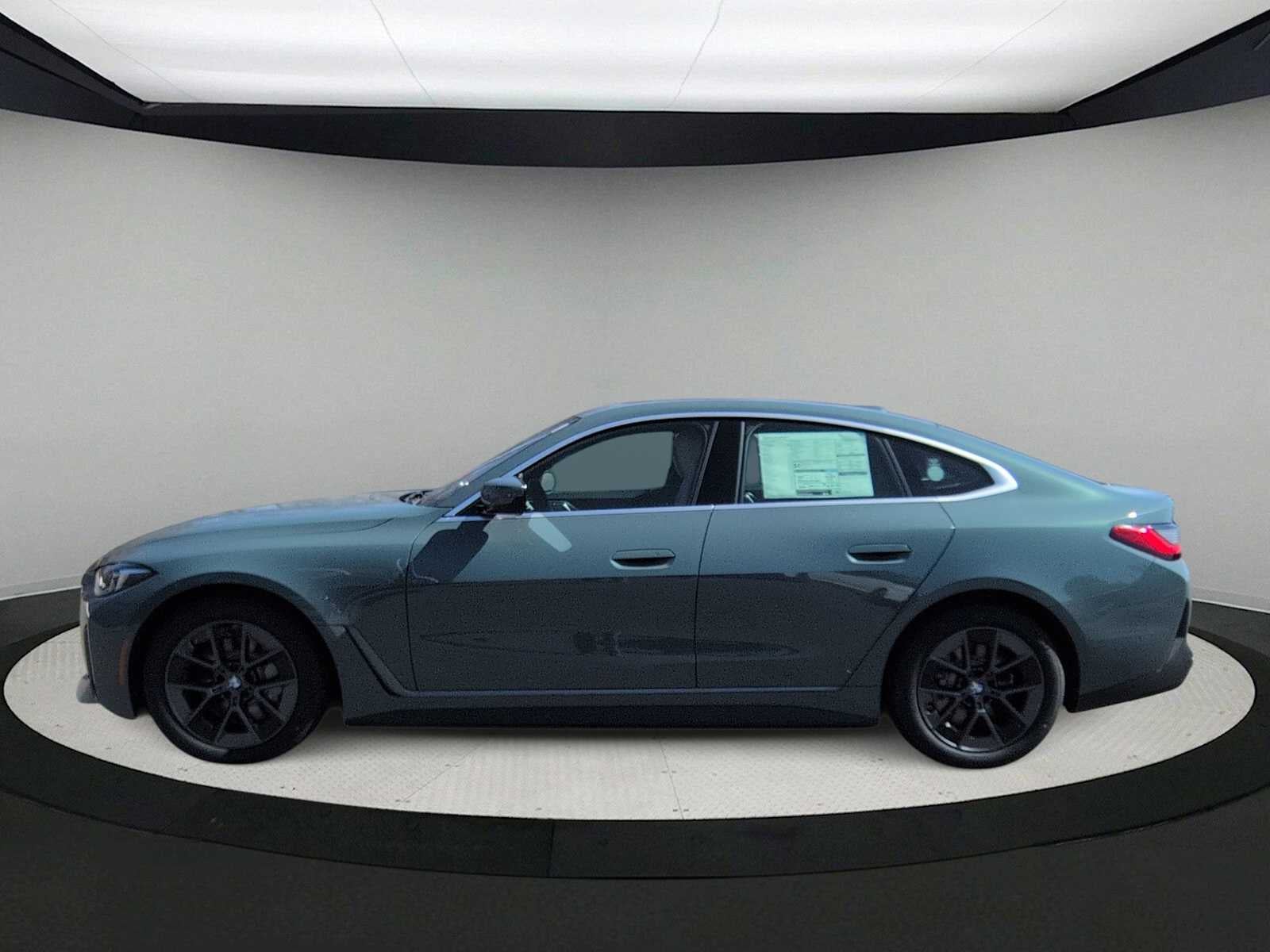 2026 BMW i4 xDrive40