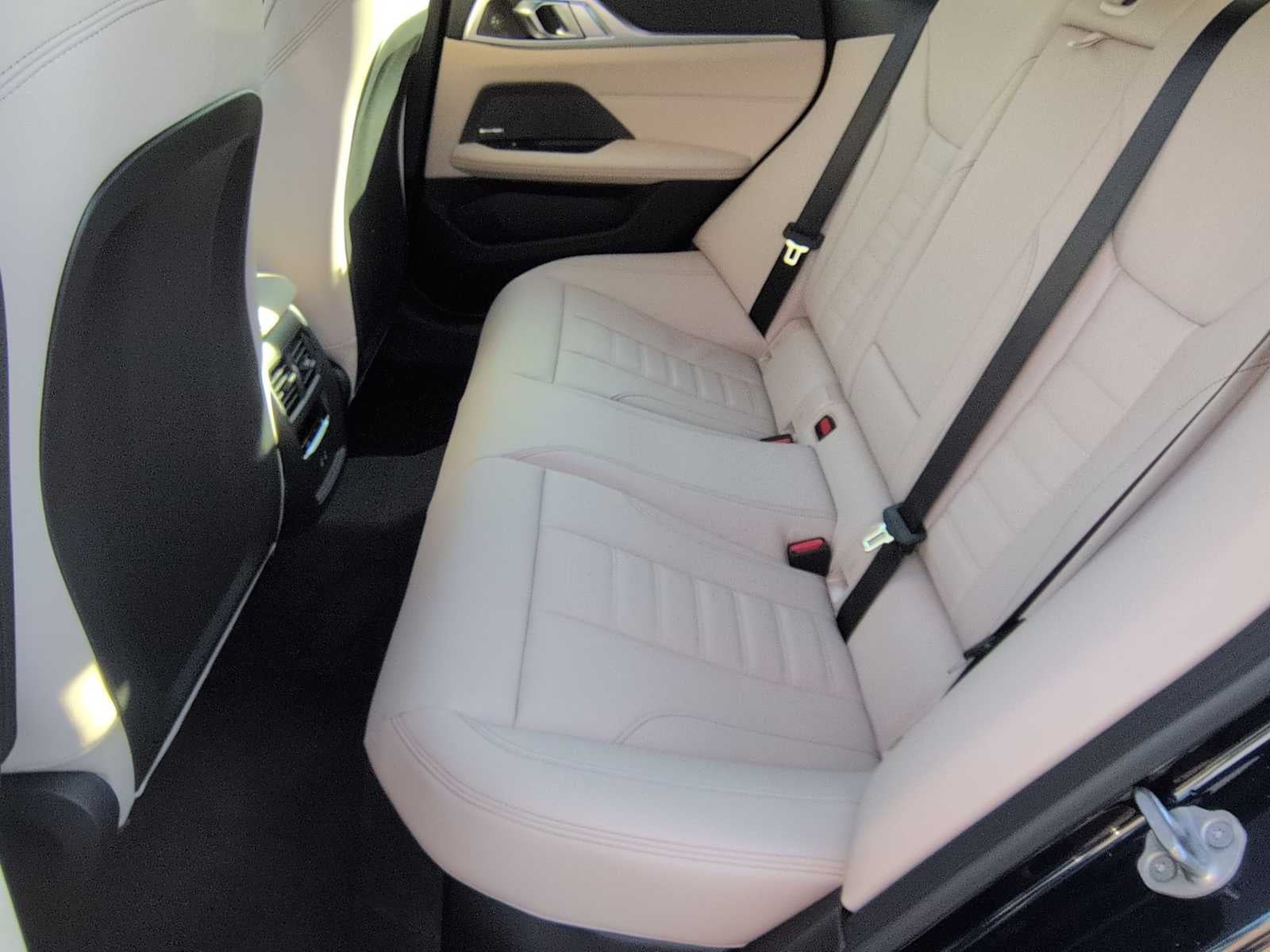 2026 BMW i4 xDrive40