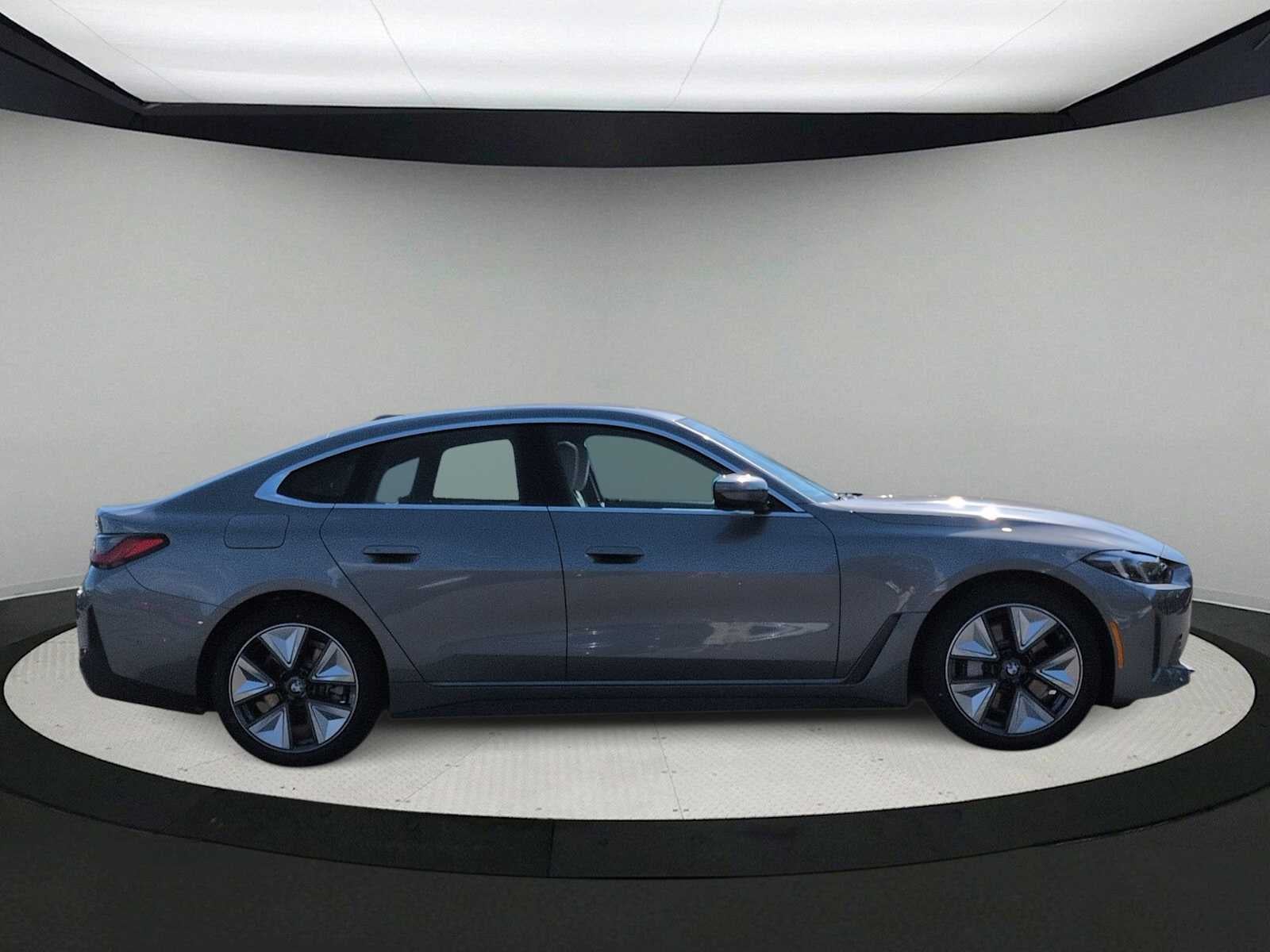 2026 BMW i4 xDrive40