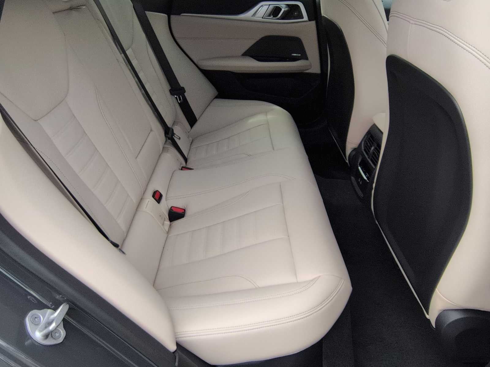 2026 BMW i4 xDrive40